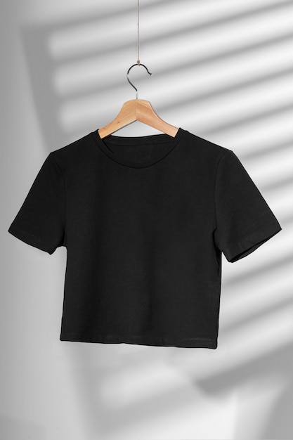 Free photo clean and blank shirt on hanger