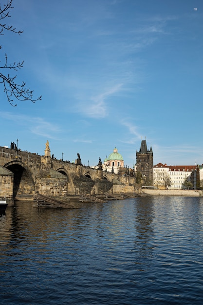 Pulisci le strade della città di praga