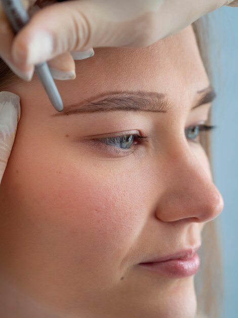 Client going through a microblading treatment