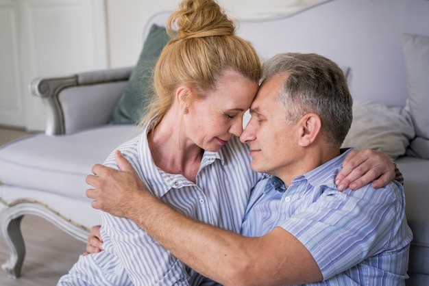 Free photo close-up adorable senior couple in love