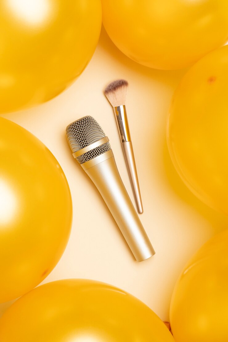 Free Photo close up on asmr recording