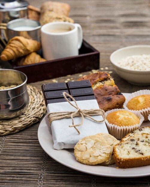 プレート、暗い、チョコレート、焼き上げられた、食品