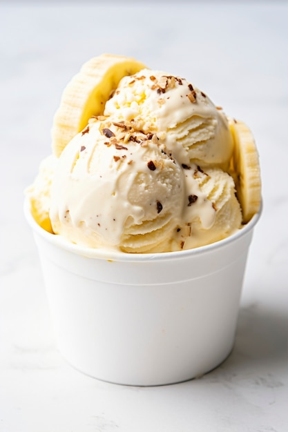 Free photo close up on banana ice cream