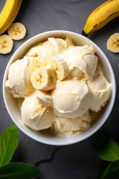 Free photo close up on banana ice cream