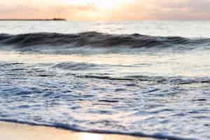 Free photo close-up beach waves outdoors