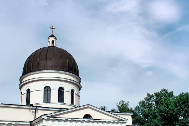 Крупным планом на красивый Христос собор