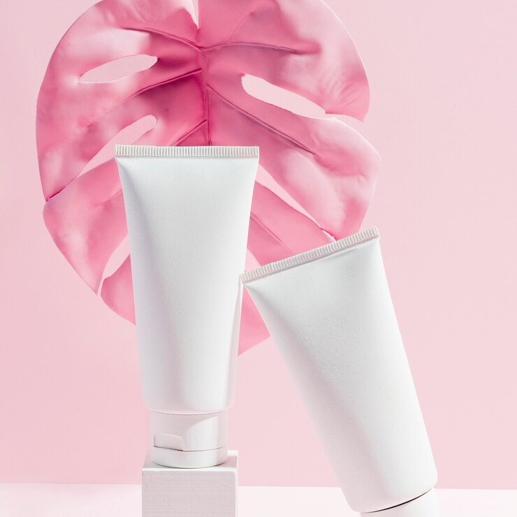 Free Photo close-up body butter recipient