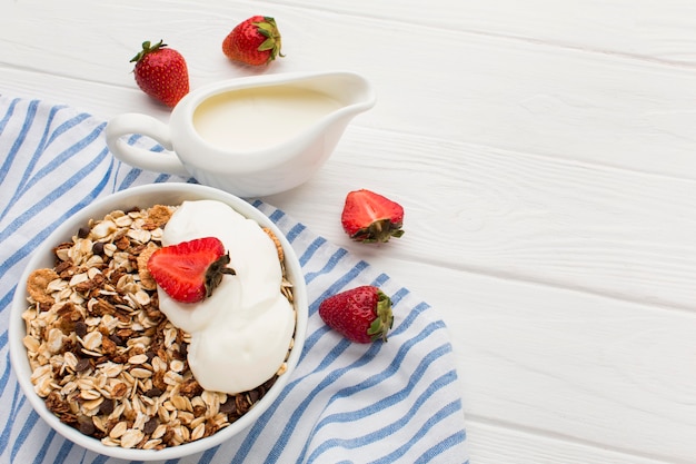 Close-up breakfast with cereals