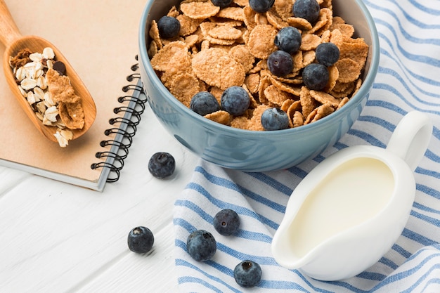 Close-up breakfast with cereals