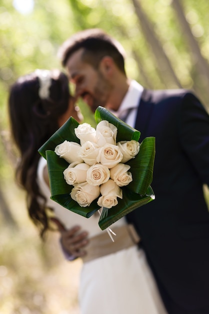 Foto gratuita primo piano del bouquet da sposa