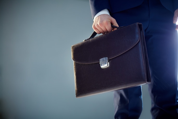 Free Photo close-up of a briefcase