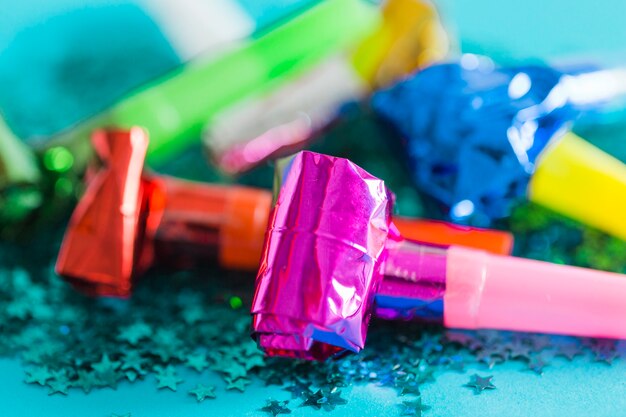 Free photo close-up bright party horns