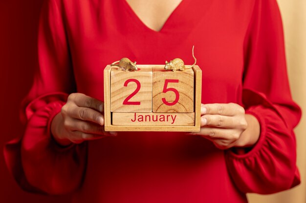 中国の旧正月の日付とカレンダーのクローズアップ
