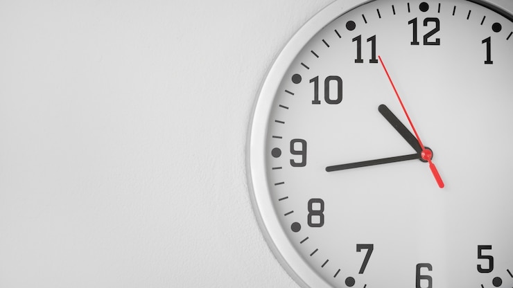 Free Photo close up on clock with time change