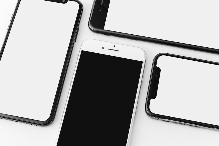 Free Photo close up composition of four smartphones