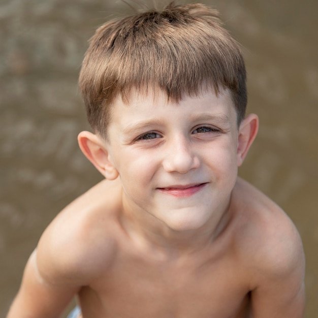 Free photo close up cute kid portrait