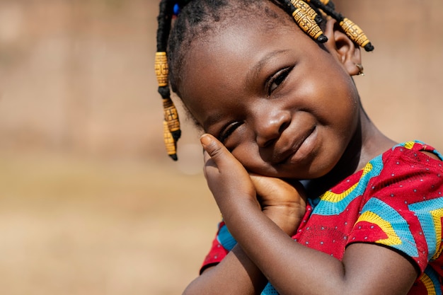 Free photo close-up cute little girl portrait