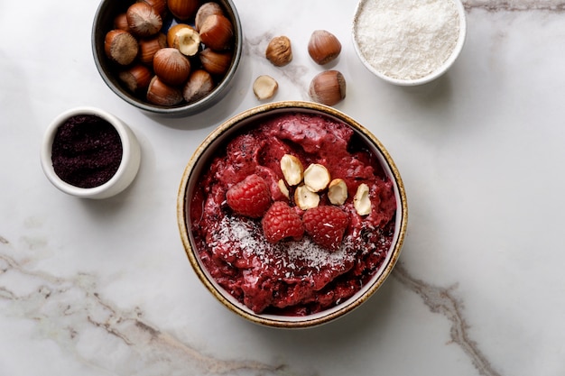 Free photo close up on delicious acai cereal bowl