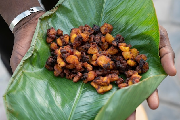 Free photo close-up delicious african street food