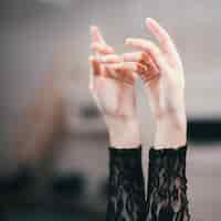 Free photo close up of elegant dancer's hands