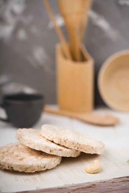 Close-up expanded rice on wooden board