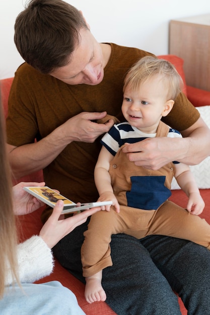 Free photo close up family spending time together