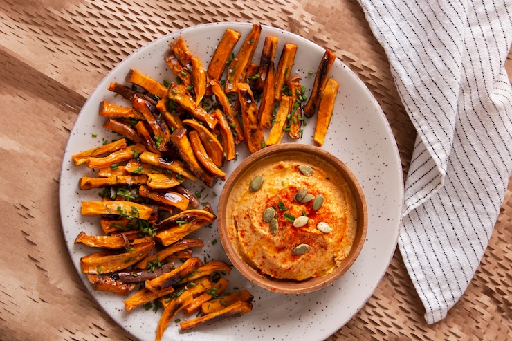 Free Photo close up on food snacks made from sweet potatoes