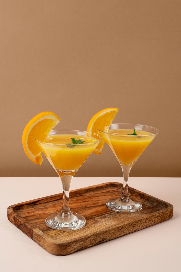 Free Photo close up on foods cocktails in tall glass