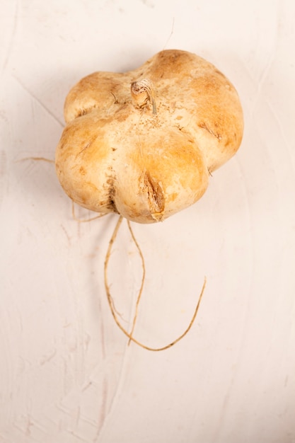 Free photo close-up fresh vegetable on table