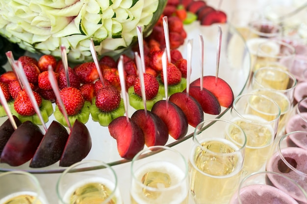 Free photo close-up of fruit skewers