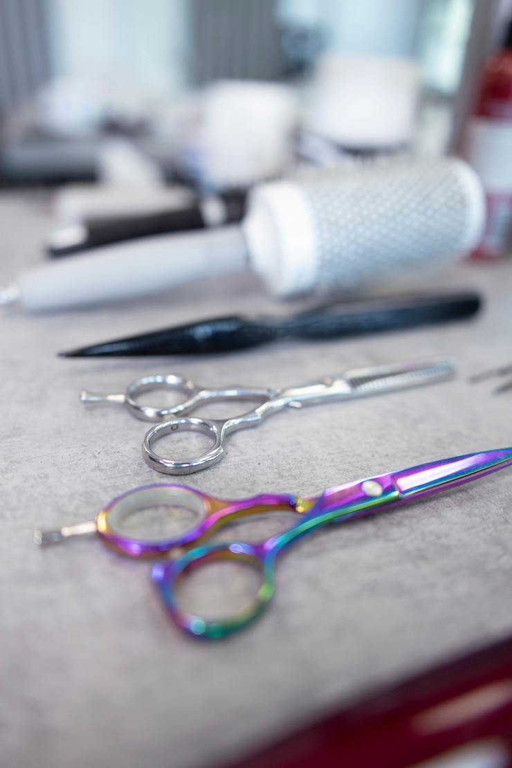 Free Photo close up on hairdresser shop instruments