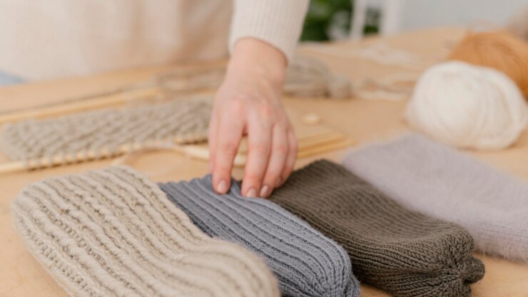 What Makes a Cardigan Premium? Materials That Matter