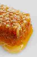 Free photo close-up of honeycomb with beeswax and honey