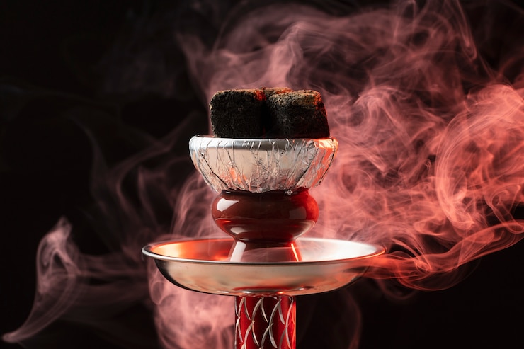 無料Photo vapingのために水ギセルをクローズアップ