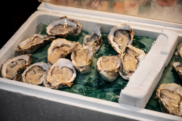 日本の屋台の食べ物をクローズアップ