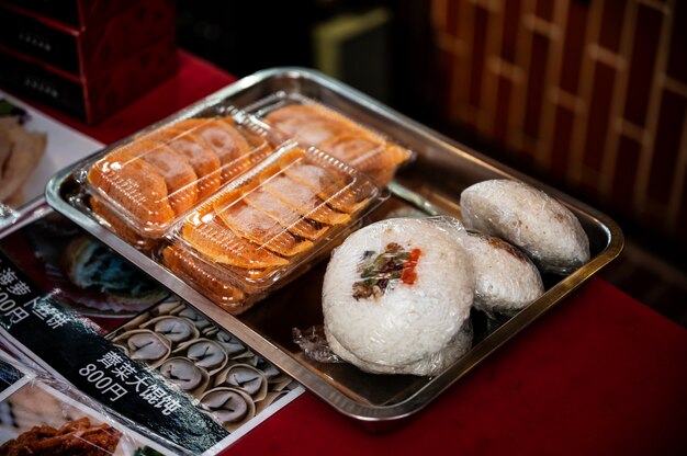 日本の屋台の食べ物をクローズアップ