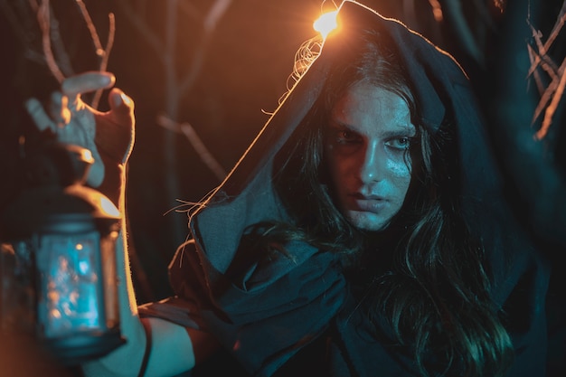 Beauty Sci-Fi Thriller ‘Uglies’ Trailer Feat. Joey King & Keith Powers