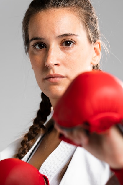 Free photo close-up martial arts woman ready to fight