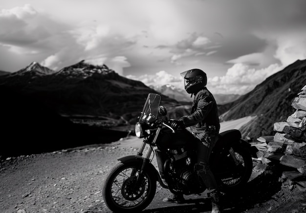 Free photo close up on motorcycle helmet