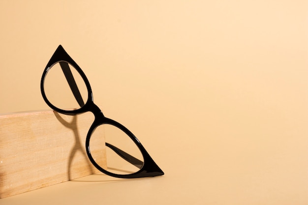 Free photo close-up optical retro eyeglasses