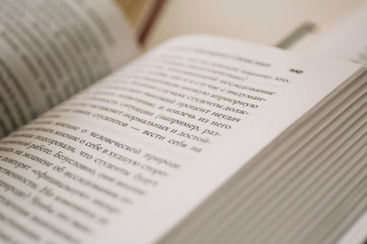 Бесплатный Фотография крупные страницы книги