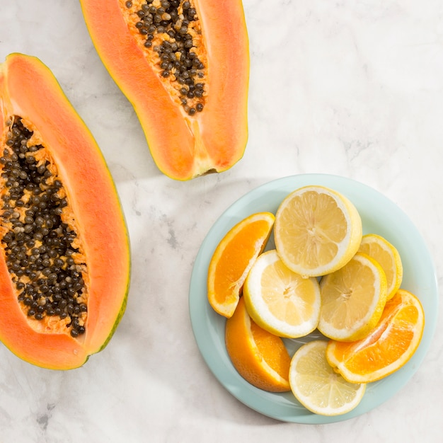 Close-up papaya and citrus fruit