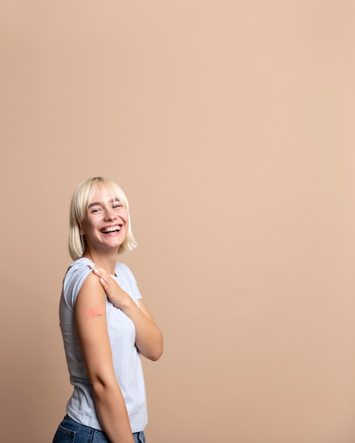 Free photo close up on person after being vaccinated