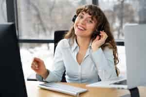 Free photo close up on person working in call center