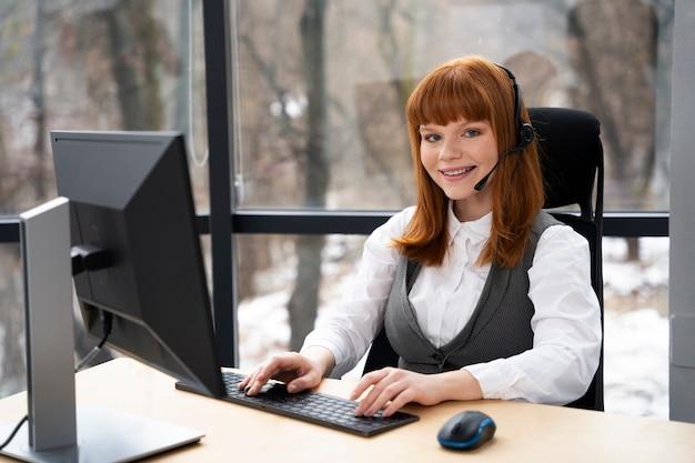 Free photo close up on person working in call center