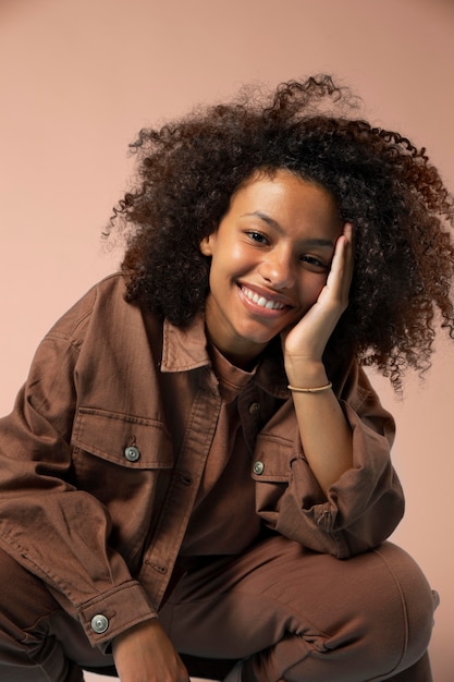 Free photo close up portrait of beautiful teenager