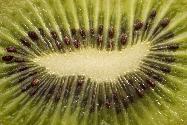 Free photo close-up of ripe kiwi fruit