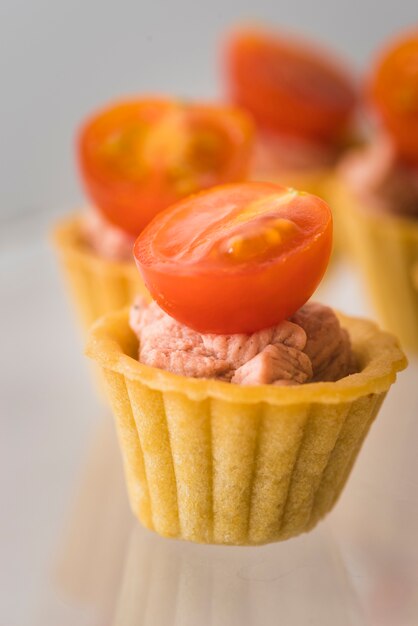 Close-up roe and tomatoes