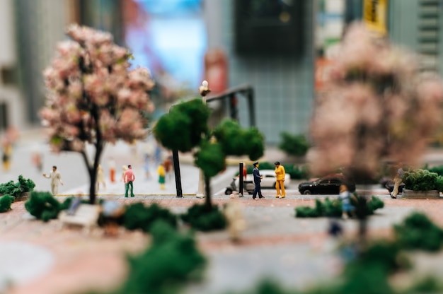 Free photo close up of small traffic police inspect motorists.