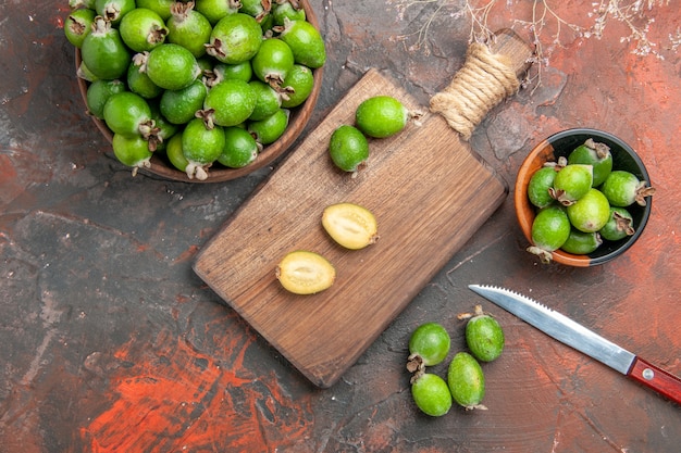 Free photo close up on small vitamin bomb fresh feijoas fruits